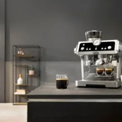 Genius Coffee N' Espresso Equipment Delonghi La Specialista Prestigio Manual Espresso Machine - EC9355 5 Genius Coffee N' Espresso Equipment Delonghi La Specialista Prestigio Manual Espresso Machine - EC9355