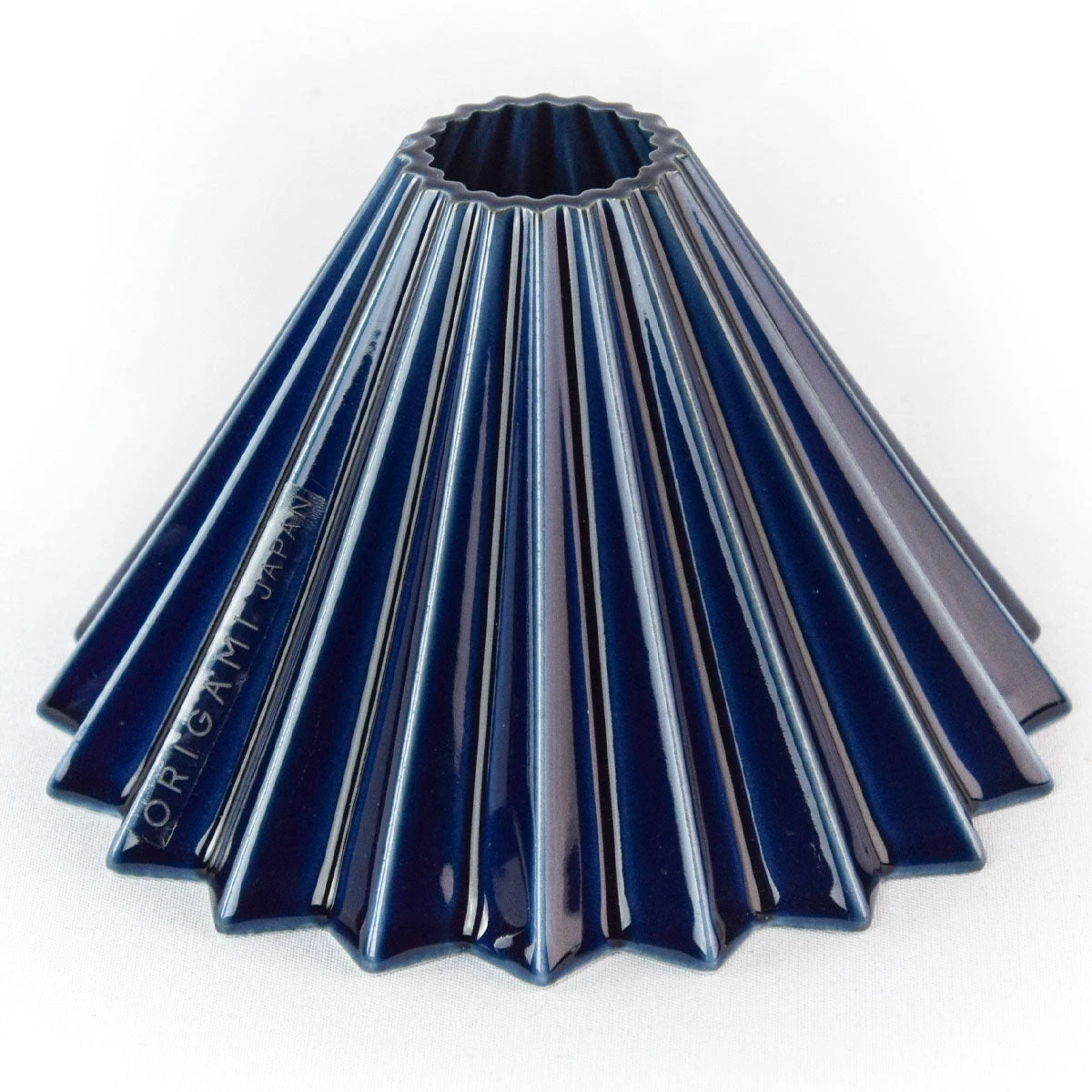 ORIGAMI Coffee Dripper - Navy 2 ORIGAMI Coffee Dripper - Navy